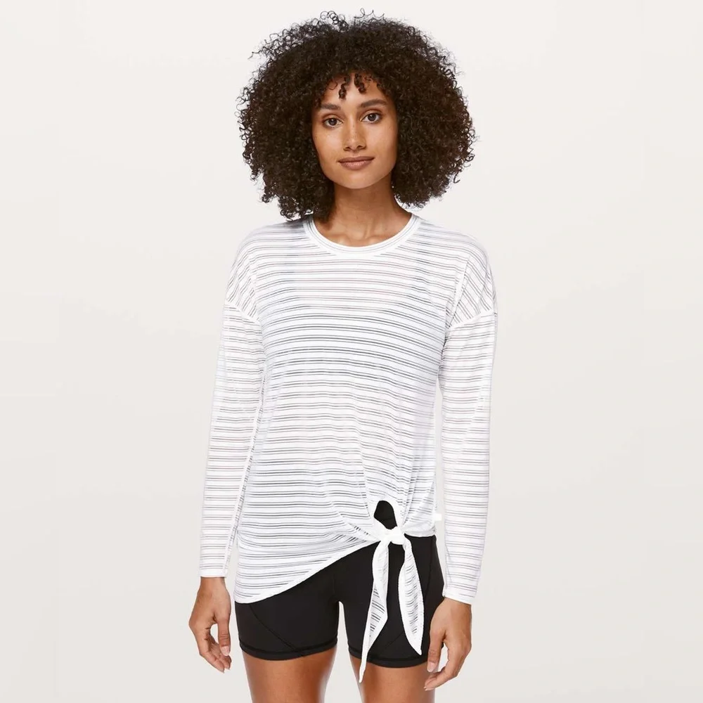 Lululemon Tie Your Practice Striped Long Sleeve Sz 2 White